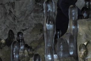 غار یخ مراد؛ البرز